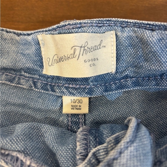 Universal Thread Blue Jean Shorts High-Waisted - Picture 2 of 5